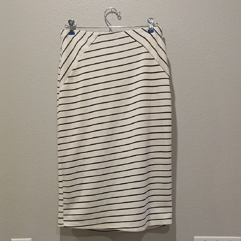 Hail3:23 Chic Striped Black and White Pencil Skirt Business Work Midi